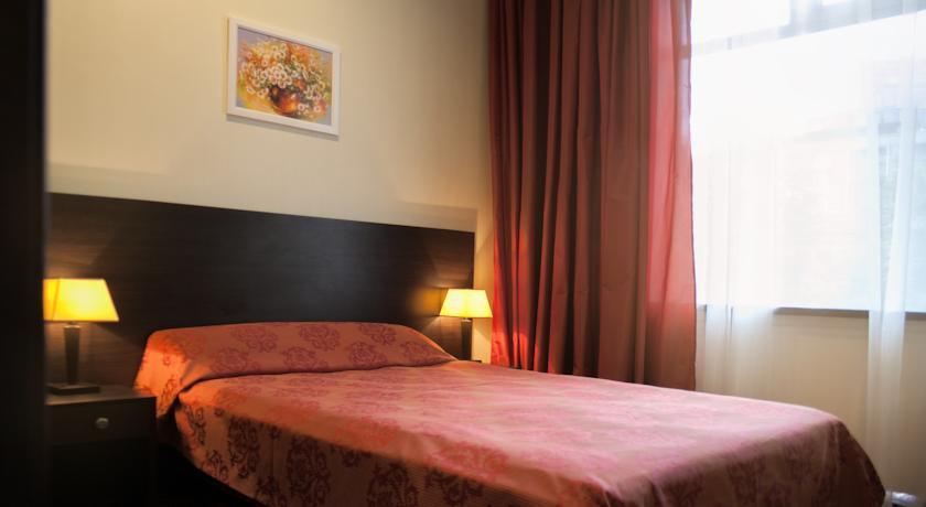 Park Hotel Dnipro Exterior photo