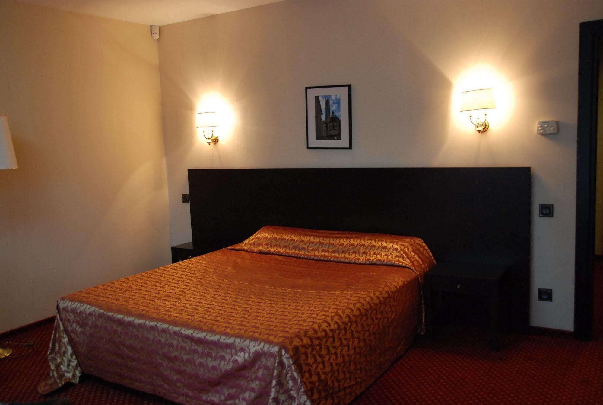 Park Hotel Dnipro Exterior photo